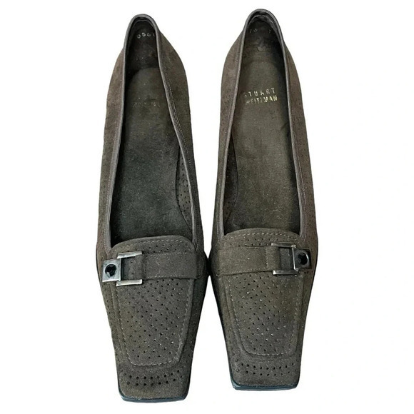 STUART WEITZMAN DARK BROWN SUEDE PUMP HEEL DECORATIVE BUCKLE‎ WOMEN'S SIZE 7.5 - Picture 1 of 14